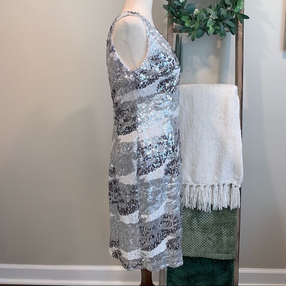 💍 Studio One Beaded Cocktail Midi Dress - Picture 4 of 10